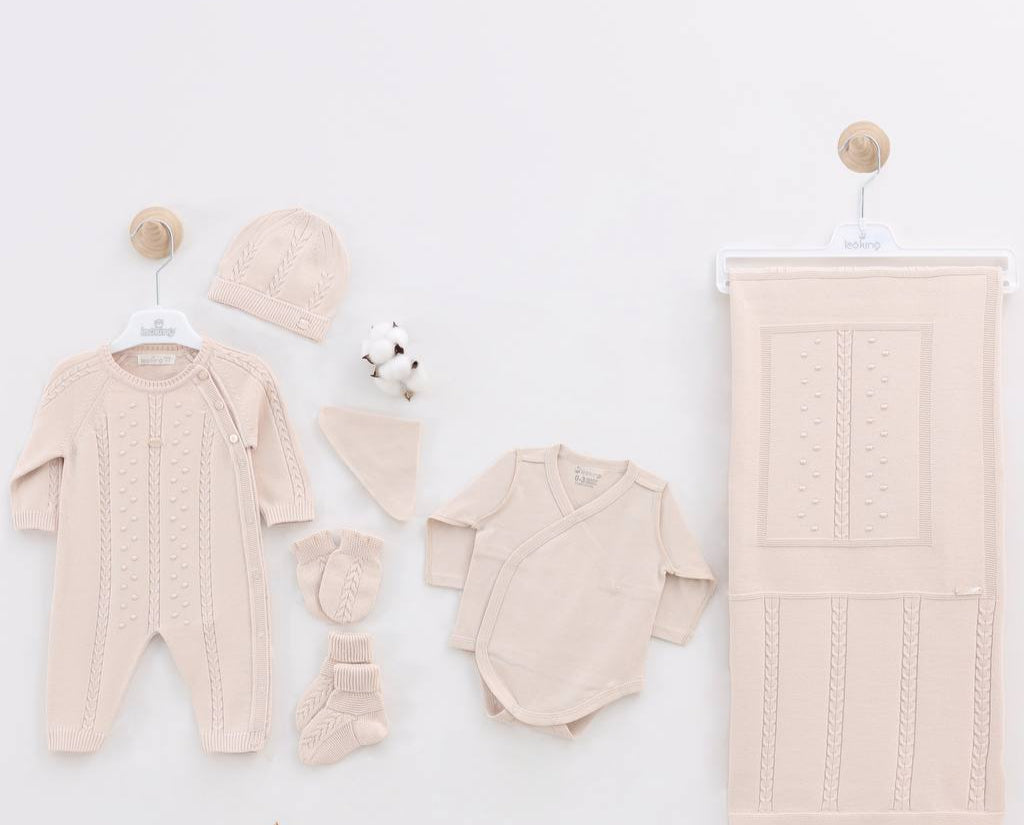 Leo King Brown 7 Piece Newborn Set
