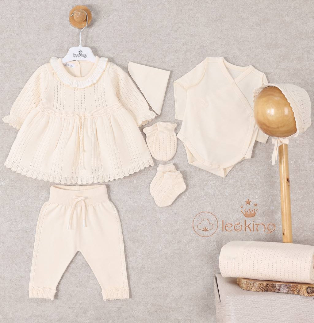 Leo King Beige 5 Piece Newborn Set