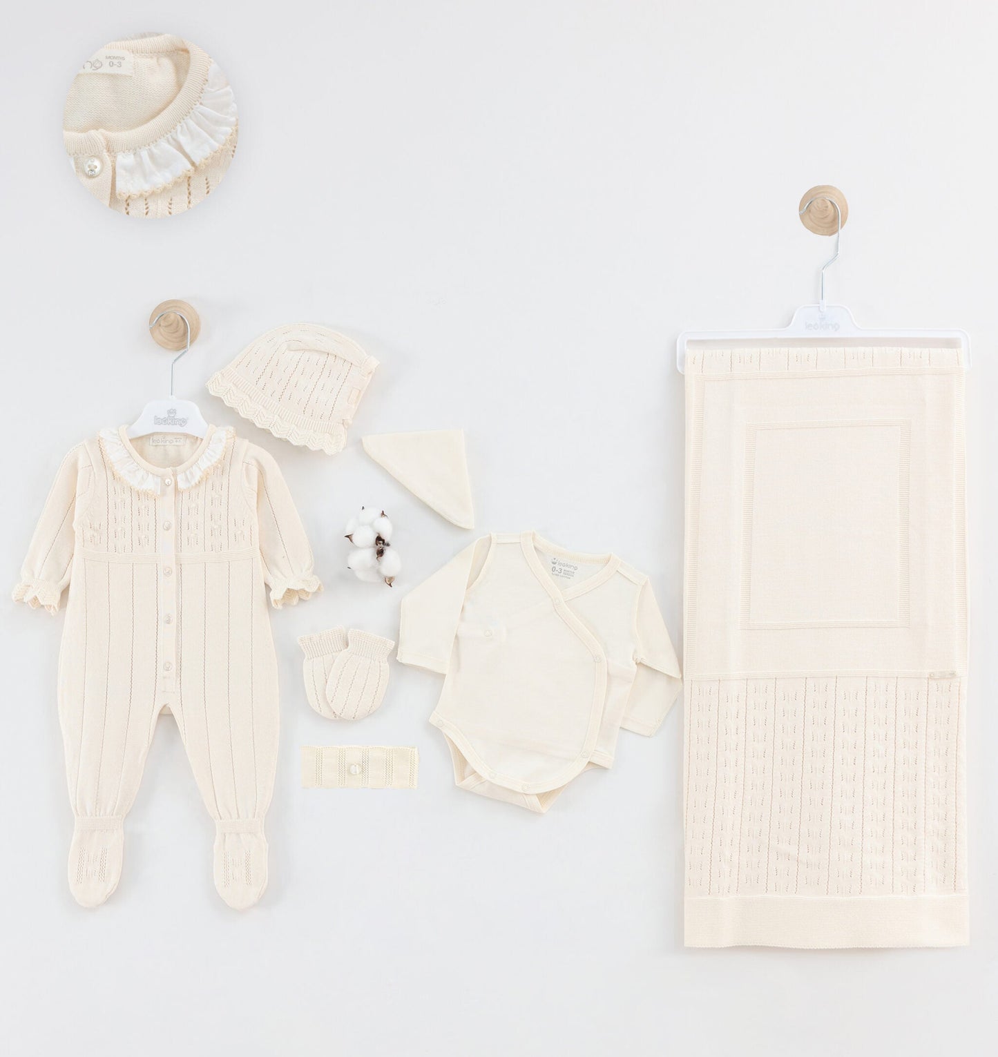 Leo King Beige 5 Piece Newborn Set