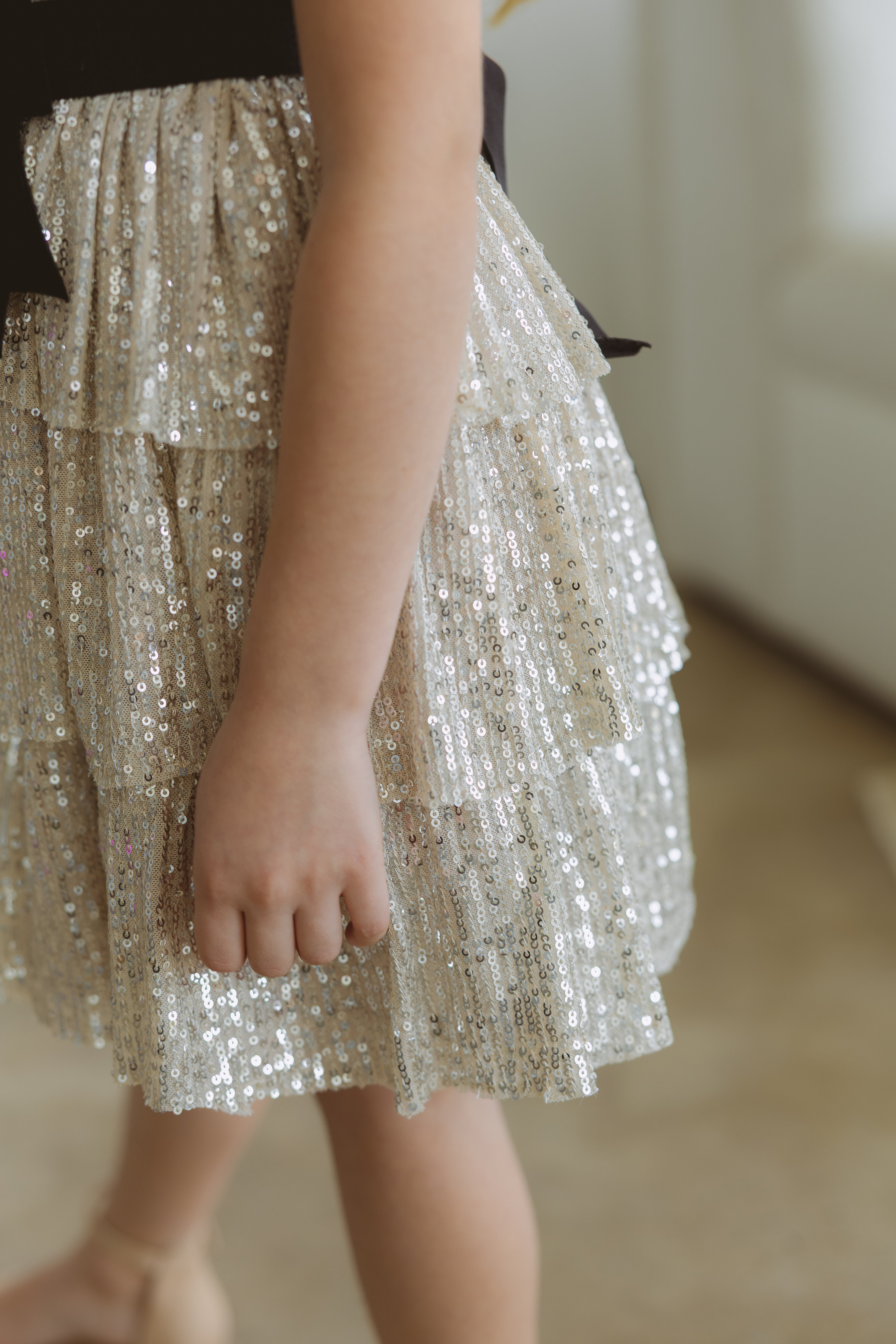 NEW!!! Tina Mur Gold Sparkly Dress