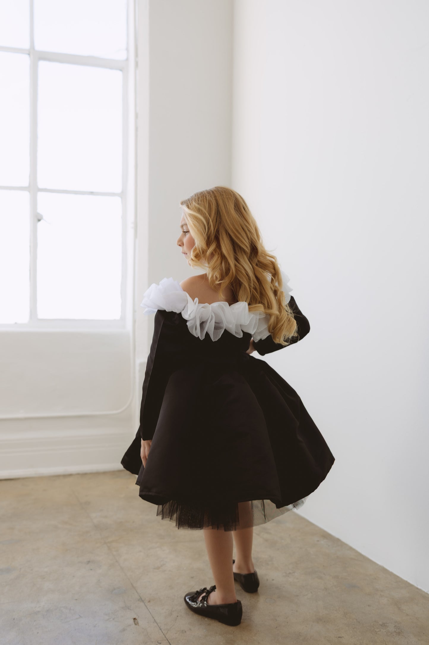 NEW!!! Tina Mur Black Dress